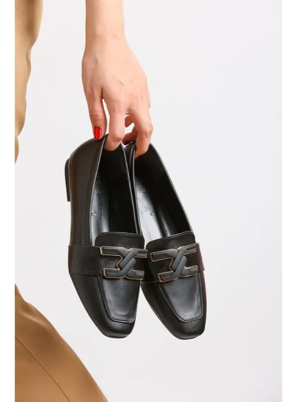 Siyah Cilt Kadın Loafer 15A